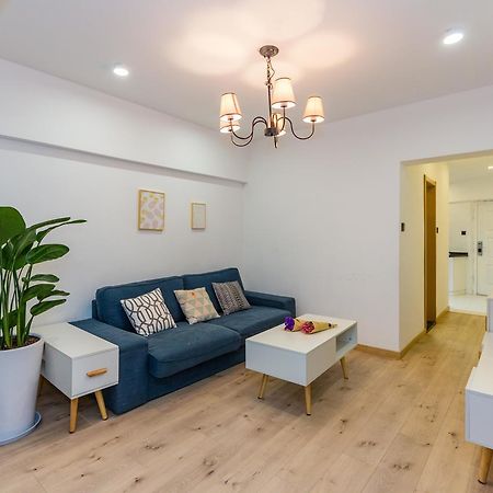 Henry'S Apartment - South Maoming Road Shanghai Luaran gambar