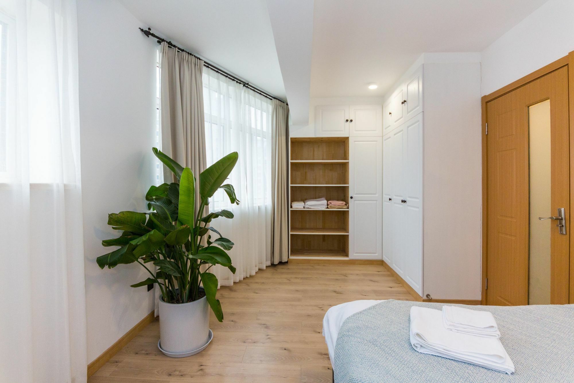 Henry'S Apartment - South Maoming Road Shanghai Luaran gambar